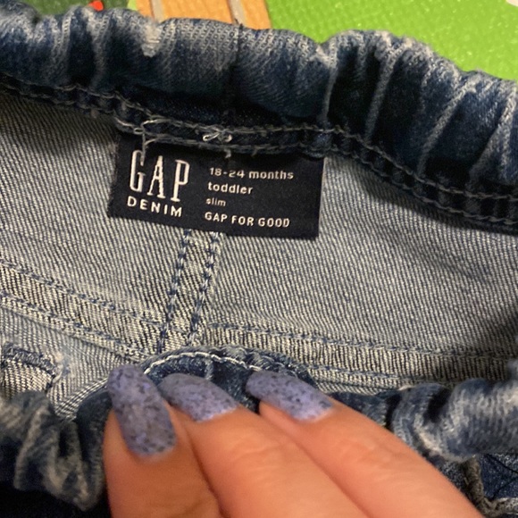 Baby gap jean bundle - Picture 2 of 2